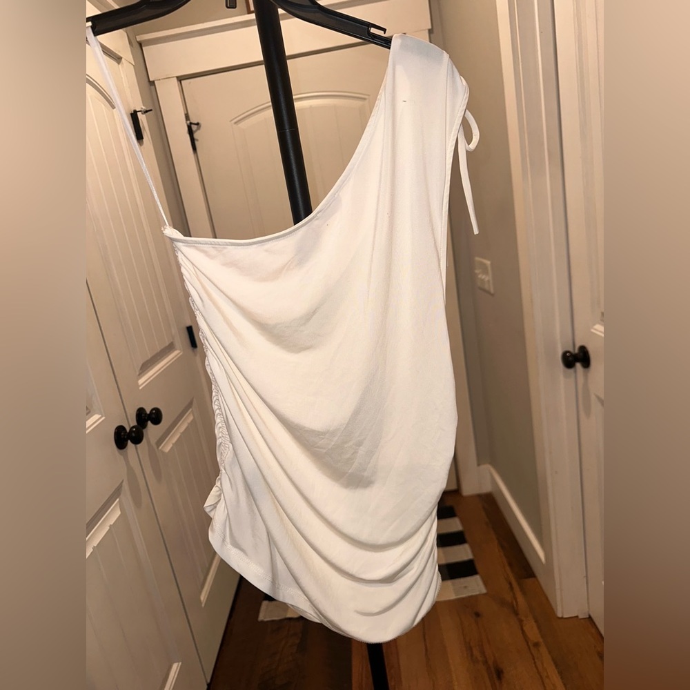 Free People Size Large Elegant White One-Shoulder Top - Picture 7 of 11
